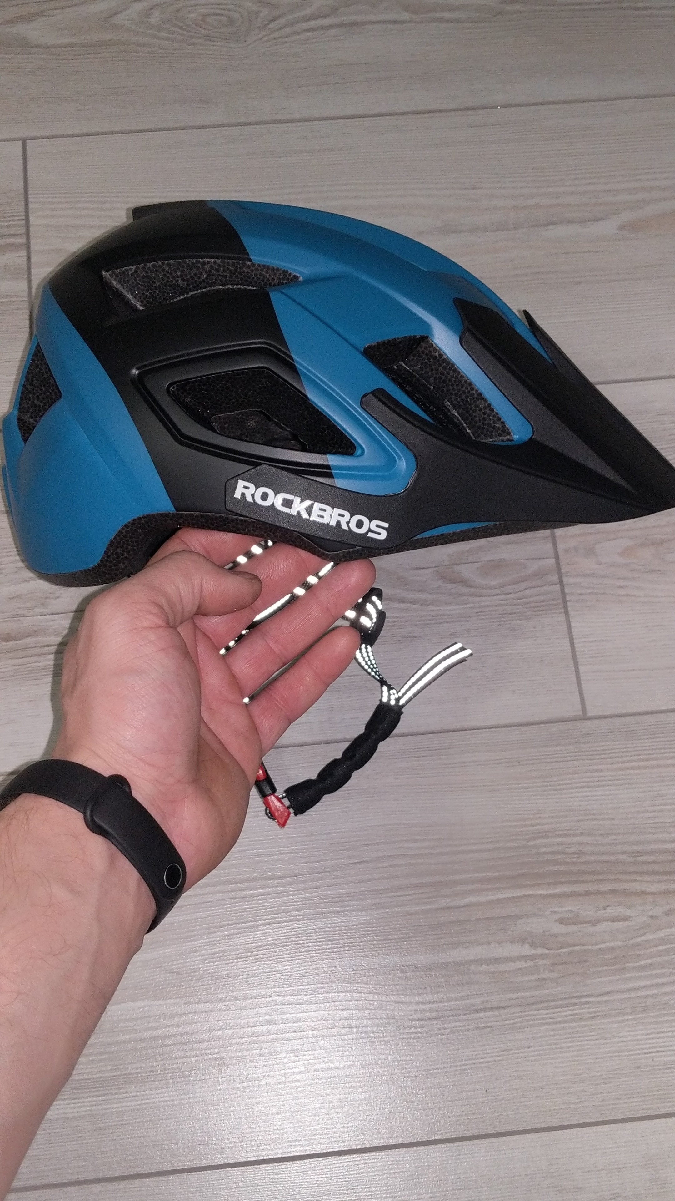 ROCKBROS Shockproof Bicycling Helmet photo review